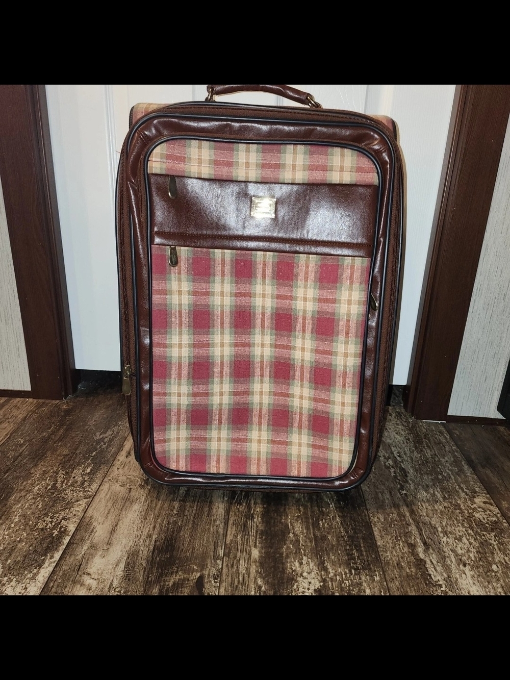 Longaberger Red and Tan Plaid Rolling Carry-On Luggage with Brown Trim